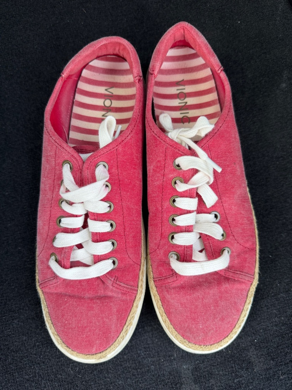 Vionic Hattie Esqadrille Canvas Sneakers Size 10